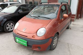 宝骏 乐驰 2012款 改款 1.0L 手动P-TEC标准型