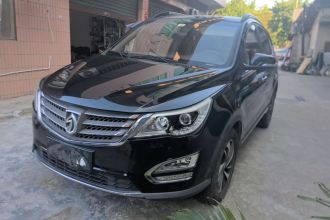 宝骏560 2016款 1.8L 手动豪华型