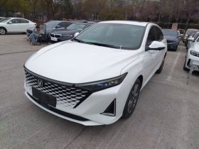 长安 锐程PLUS 2023款 1.5T DCT尊贵型