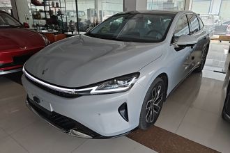 宝骏享境 2025款 插混 140km标准版