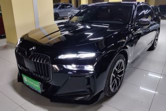 宝马7系 2023款 735Li M运动套装