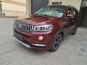 SWM斯威汽车 SWM斯威X7 2016款 1.5T 手动豪华型 7座