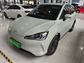 哪吒汽车 哪吒V 2022款 潮 300 Lite 磷酸铁锂