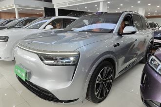 鸿蒙智行 问界M8 2025款 增程 Ultra版 53.4kWh 5座版 (192线激光雷达）