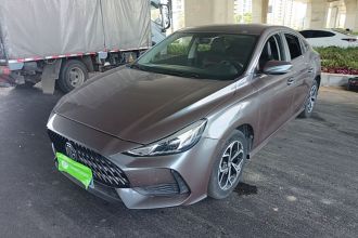 名爵 MG5 2021款 180DVVT CVT青春风尚版