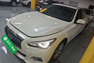 英菲尼迪Q50L 2015款 2.0T 舒适版