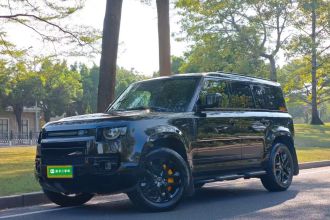 路虎卫士 2024款 110 3.0T P400 XS