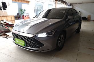 比亚迪 秦PLUS 2024款 荣耀版 DM-i 55KM领先型