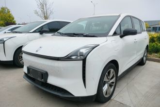 奔腾NAT 2023款 PRO 舒享出行加长换电版 401km