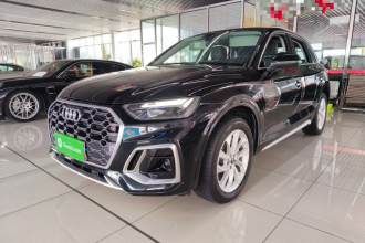 奥迪Q5L 2022款 改款 40T 豪华动感型