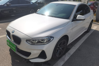 宝马1系 2022款 120i M运动版