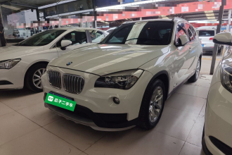 宝马X1 2015款 sDrive18i 时尚晋级版