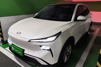 奔腾 悦意03 2025款 565km 悠享版