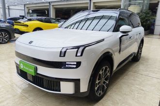 领克900 2025款 2.0T Ultra 6座
