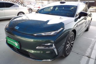 吉利银河 银河星耀8 2025款 130km EM-P 星舰版