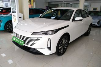 长安 逸动PHEV 2025款 智慧新蓝鲸 145KM 高能版
