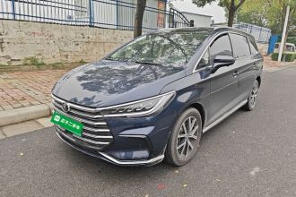 比亚迪 宋MAX新能源 2022款 DM-i 105KM 旗舰型