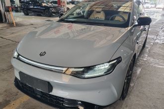 零跑汽车 零跑C01 2024款 纯电 525尊享版