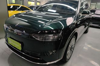 鸿蒙智行 问界M9 2025款 增程 Max版 52kWh 6座版 (192线激光雷达）