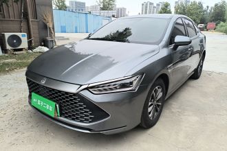 比亚迪 秦PLUS 2024款 荣耀版 DM-i 55KM领先型