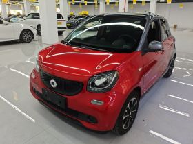 smart forfour 2016款 1.0L 52千瓦激情版
