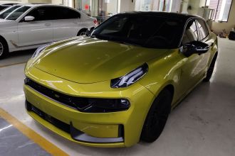 领克03 2022款 03+ 2.0TD 自动驭风版