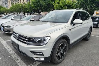 大众 途观L 2019款 改款 330TSI 自动两驱全景舒适版 国VI