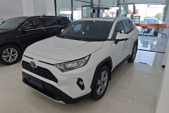 丰田 RAV4荣放 2022款 2.0L CVT两驱风尚版