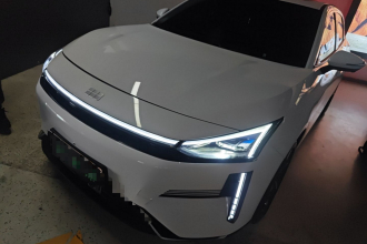 吉利银河 银河L6 2025款 EM-i 140km 探索+版