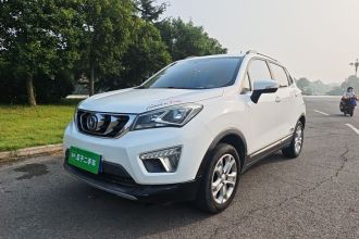 长安CS15 2016款 1.5L 自动时尚版