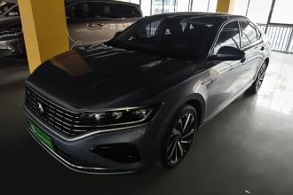 大众 帕萨特 2022款 330TSI 精英版