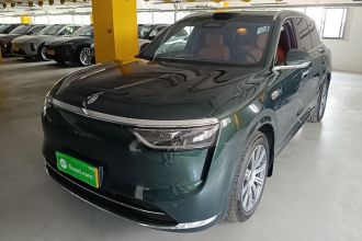 鸿蒙智行 问界M8 2025款 增程 Max+版 53.4kWh 6座版 (192线激光雷达）