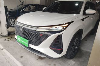长安CS75 PLUS 2022款 第二代 1.5T 自动尊贵型