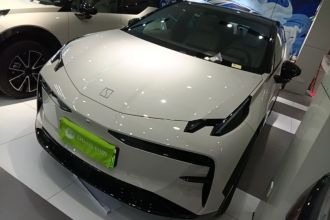 极氪X 2025款 四座后驱魔方版