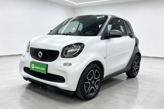 smart fortwo 2019款 0.9T 66千瓦硬顶风擎版 国VI