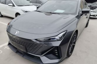 长安UNI-V 2022款 1.5T 尊贵型