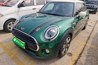 MINI 2019款 1.5T COOPER 艺术家 五门版