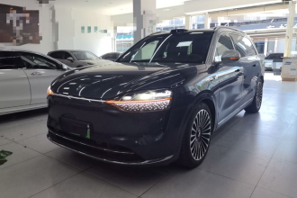 鸿蒙智行 问界M9 2024款 增程 Ultra版 42kWh 6座版