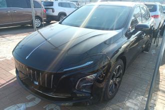 红旗E-QM5 2021款 充电 T3版 4座