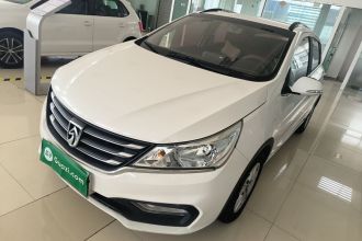 宝骏310 2016款 1.2L 手动豪华型