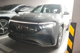 奔驰EQB 2025款 EQB 260