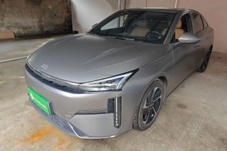 吉利银河 银河L6 2024款 125km PLUS 龙腾版