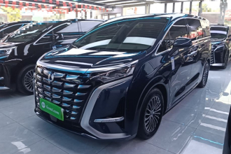 腾势D9 2022款 DM-i 970 四驱旗舰型