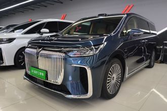 岚图汽车 岚图梦想家 2025款 PHEV 四驱尊贵乾崑版
