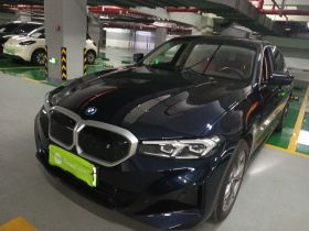 宝马i3 2024款 eDrive 35 L