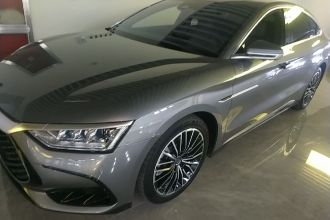 比亚迪 汉 2023款 DM-i 冠军版 121KM 尊荣型