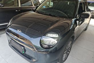 电动MINI COOPER 2025款 456km COOPER E 经典派
