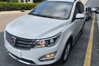 宝骏560 2015款 1.8L 手动精英型