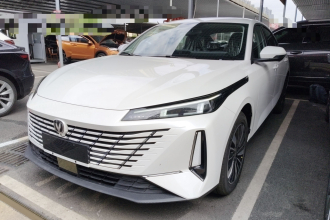 长安 逸动PHEV 2025款 智慧新蓝鲸 145KM 战舰版