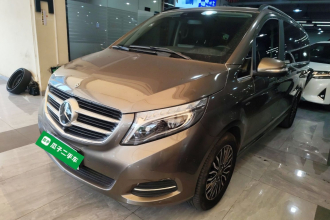 奔驰V级 2017款 V 260 尊贵版